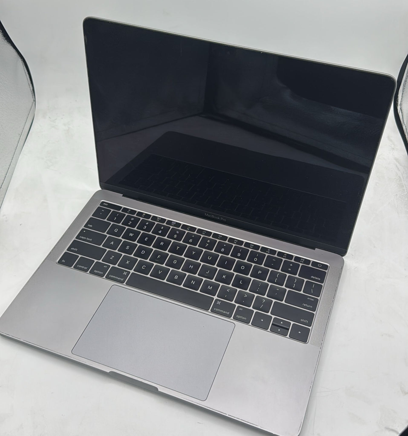 Laptops & Notebooks
